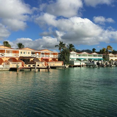 Antigua Chiama Italia Villas Jolly Harbour Eksteriør billede