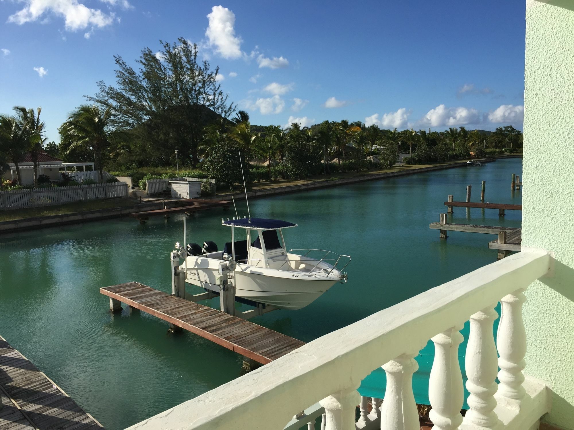 Antigua Chiama Italia Villas Jolly Harbour Eksteriør billede